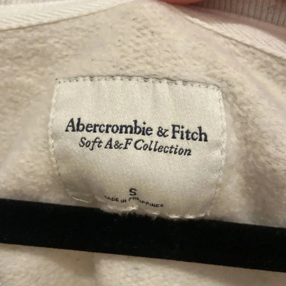 Abercrombie & Fitch Women's Grey Sweater Vest - Picture 2 of 4
